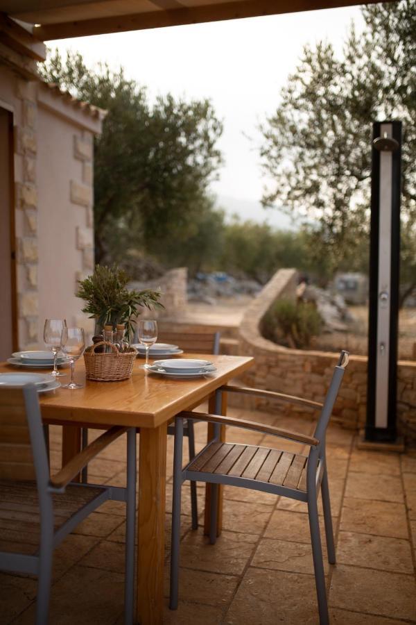 Adorable Cottage Okljucna Ngoại thất bức ảnh