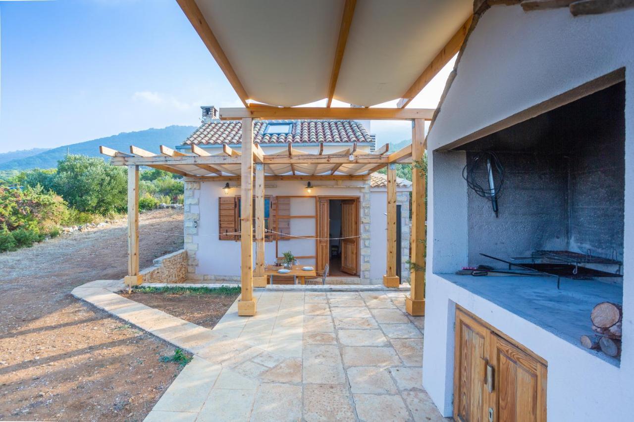 Adorable Cottage Okljucna Ngoại thất bức ảnh