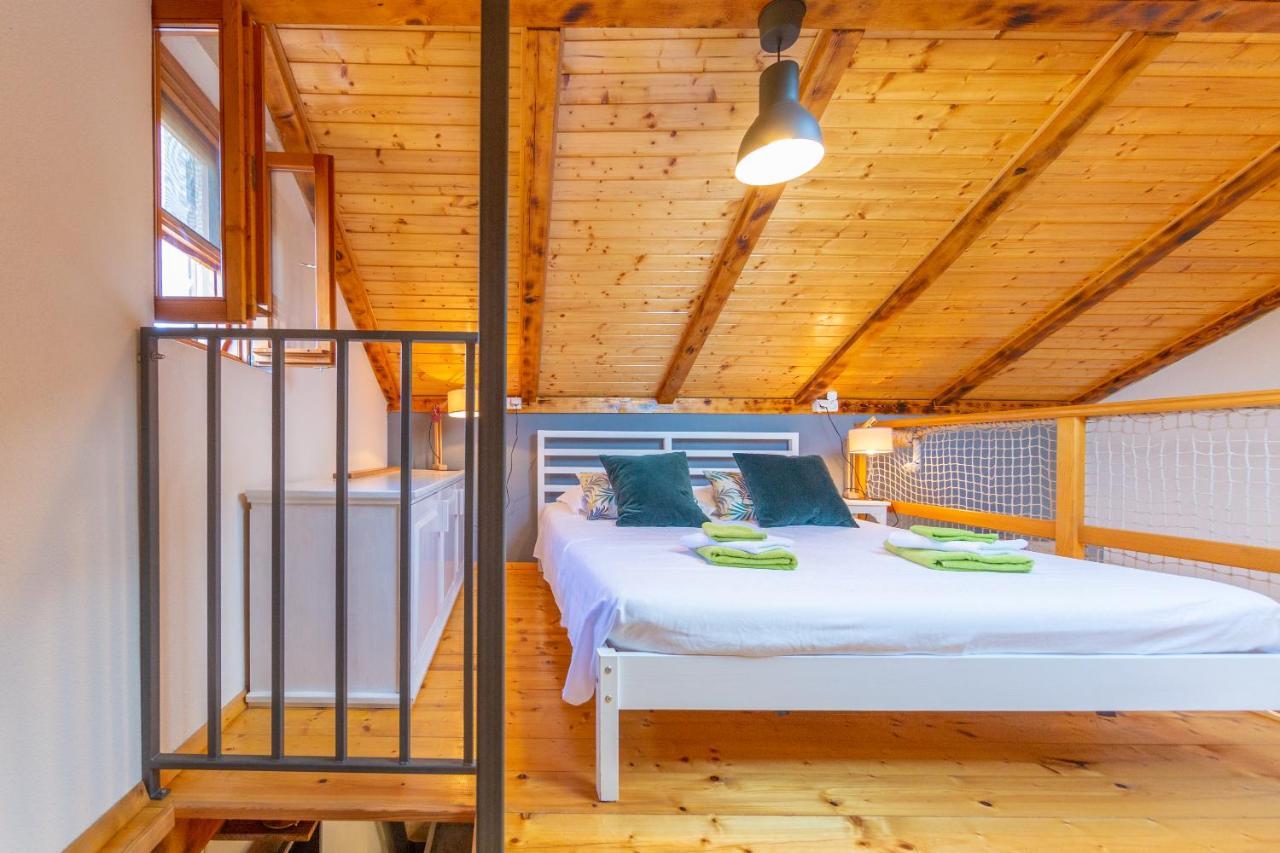 Adorable Cottage Okljucna Ngoại thất bức ảnh